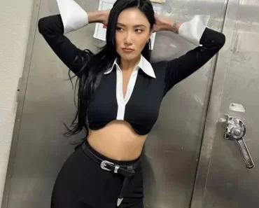 Terkuaknya Identitas Kekasih Hwasa Mamamoo: Kisah Cinta yang Mengejutkan di Balik Penampilan Sensualnya